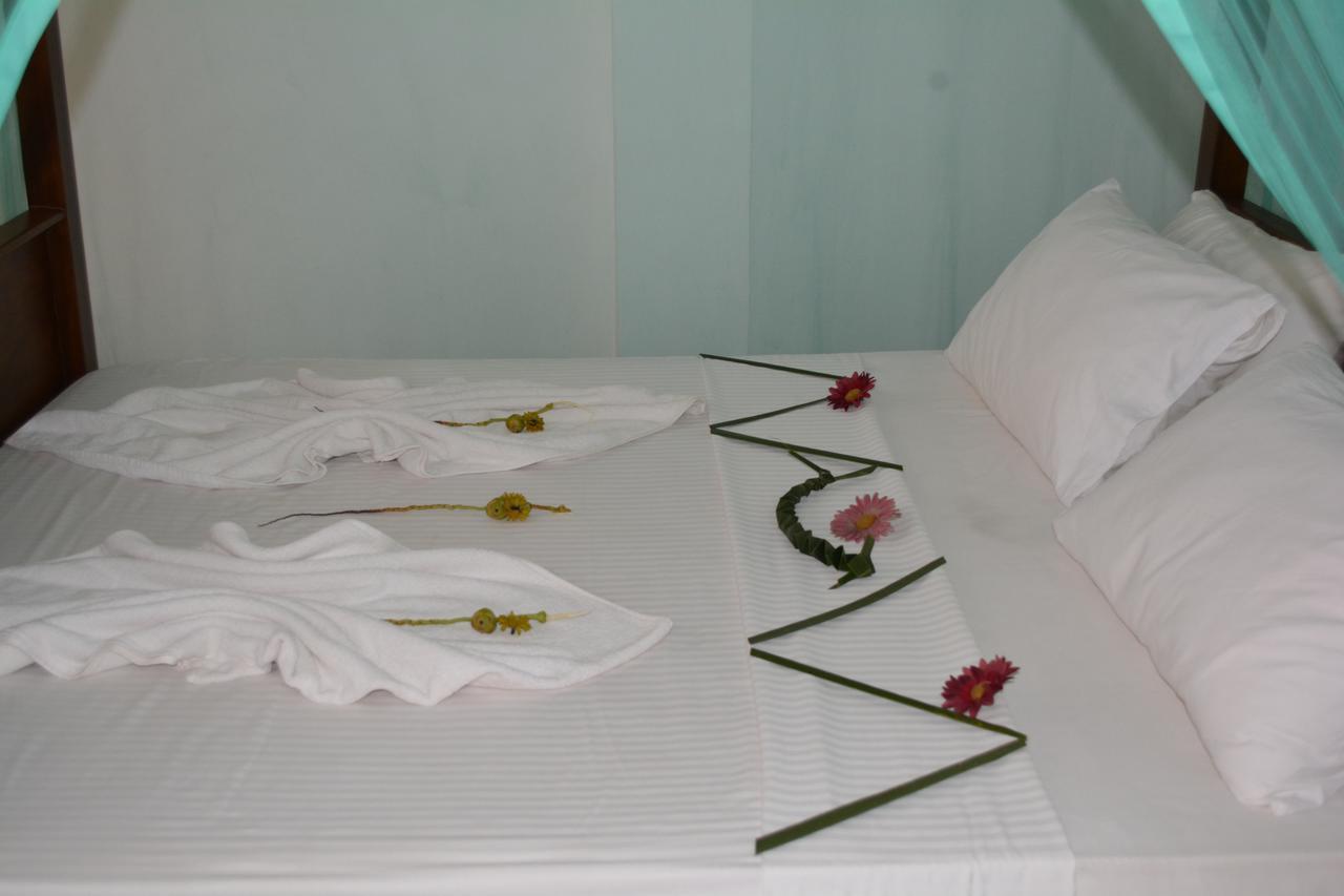 Sayurima Beach Hotel Ahangama Luaran gambar