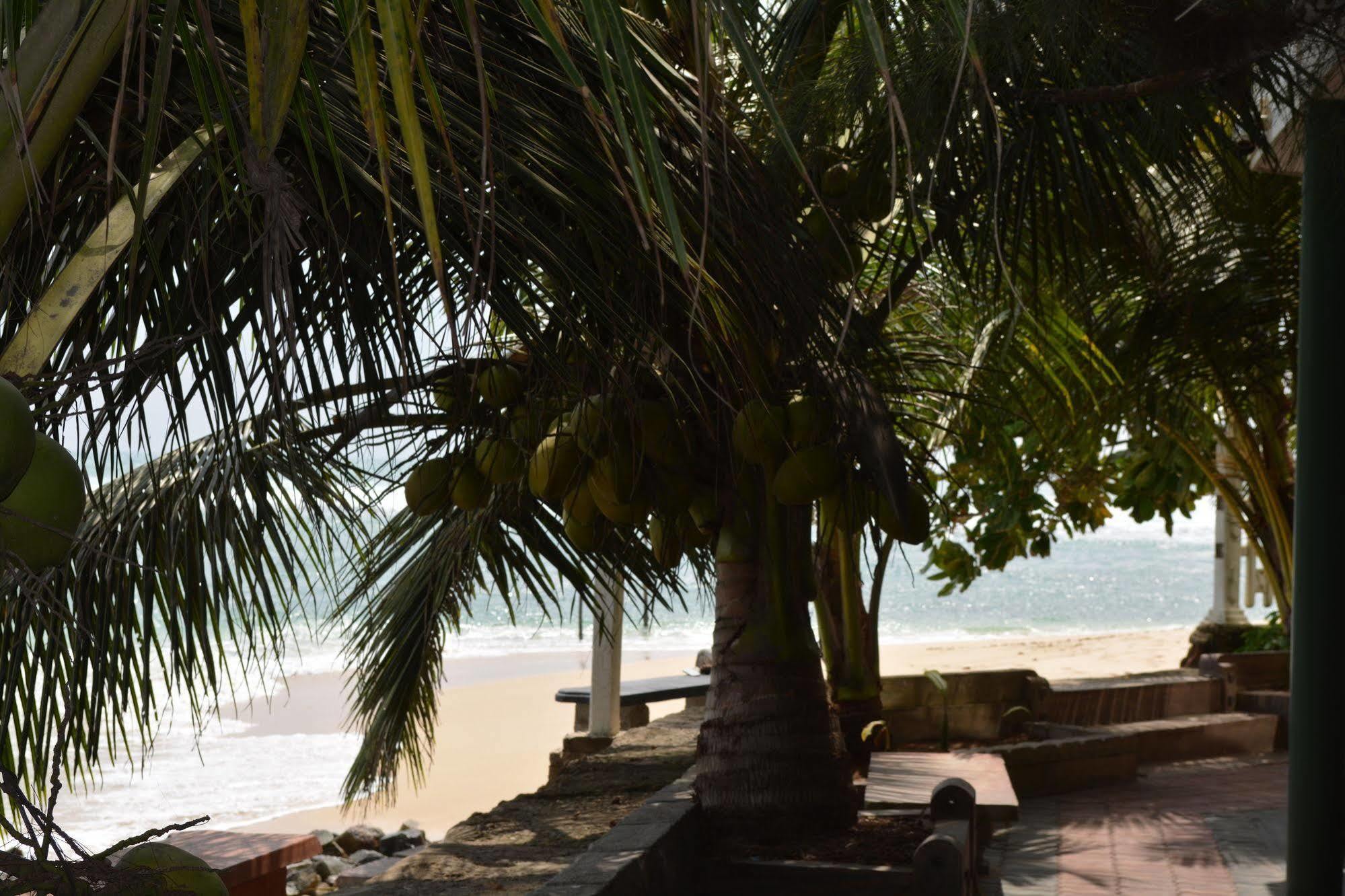 Sayurima Beach Hotel Ahangama Luaran gambar